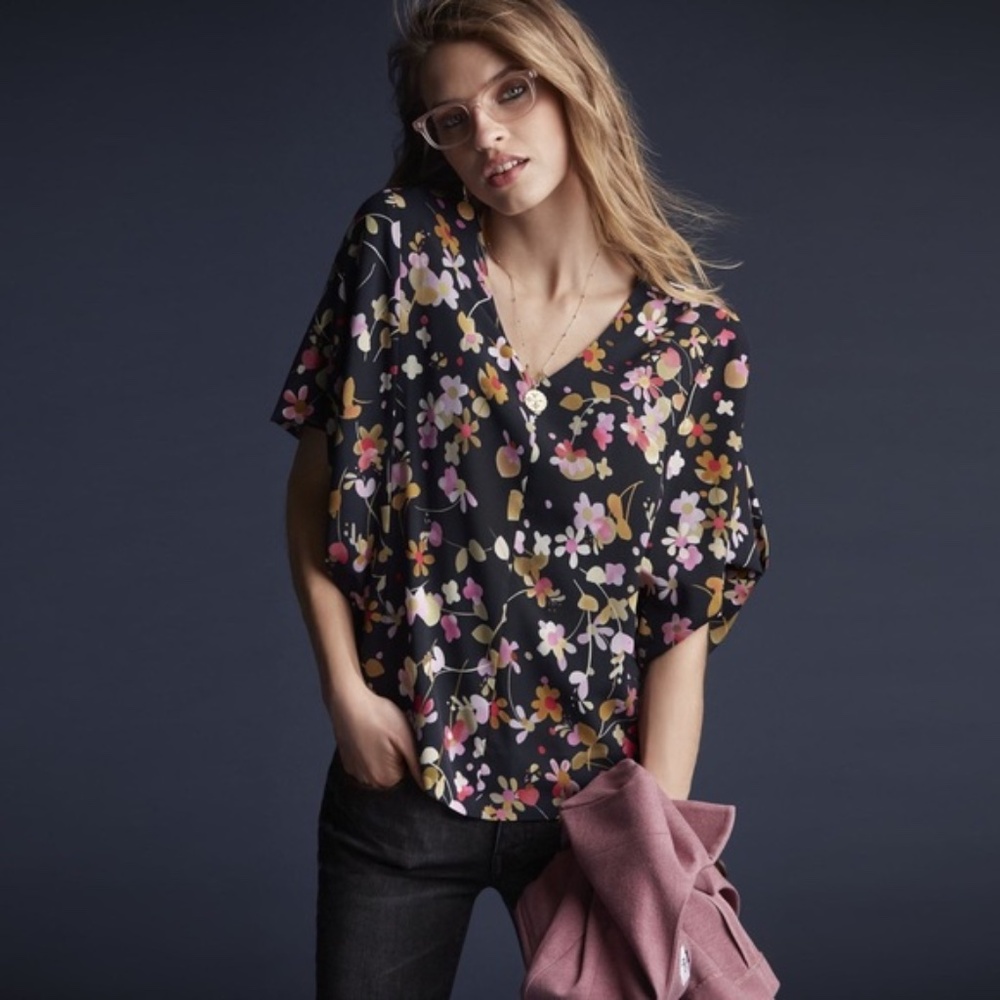 CAbi Black Mod Floral Charm Blouse size M